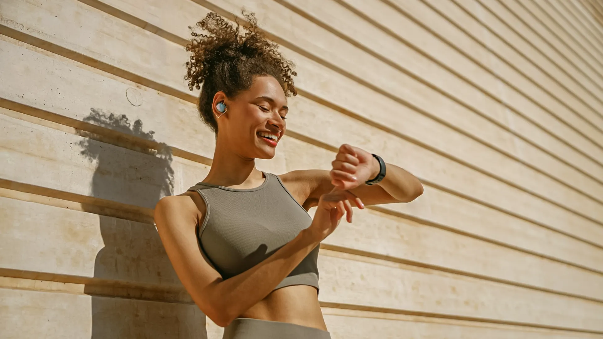 Imagem ilustrativa da GOLD GREEN representando saúde, nutrição e bem-estar com suplementos nutracêuticos de alta qualidade.