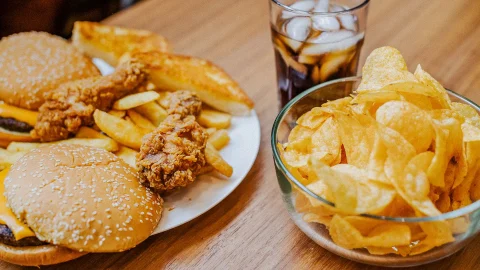 260310-cloreto-de-sódio-o-que-o-excesso-de-sal-faz-com-o-seu-corpo-e-como-se-proteger